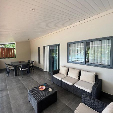 Le Port Guest House Бає-Санта-Анна Екстер'єр фото